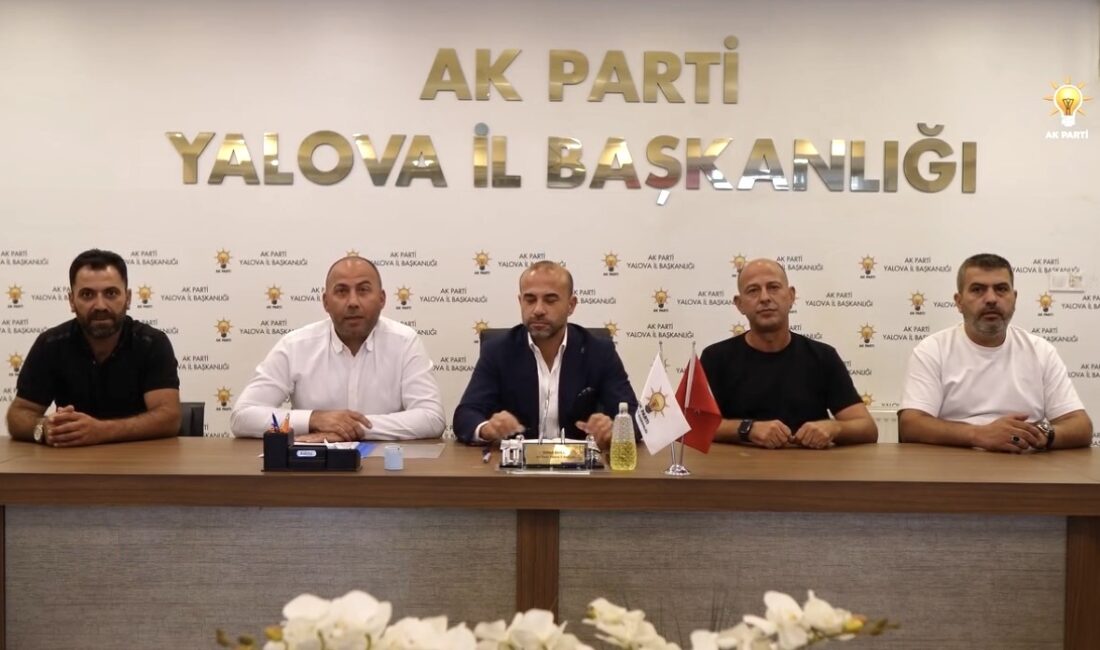 YALOVA / TEKHA AK Parti Çınarcık İlçe Başkanı Mehmet Özalp,