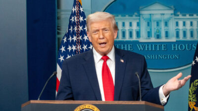 ABD Başkanı Donald Trump, Kanada yönetiminin ticari tutumunu hedef alarak,
