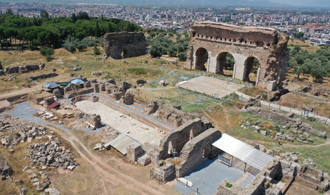 AYDIN / TEKHA Kültür ve Turizm Bakanı Mehmet Nuri Ersoy,