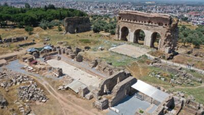 AYDIN / TEKHA Kültür ve Turizm Bakanı Mehmet Nuri Ersoy,