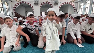 Siirt Peygamber Sevdalıları Derneği tarafından düzenlenen “Hayat Namazla Güzeldir” etkinliğinde