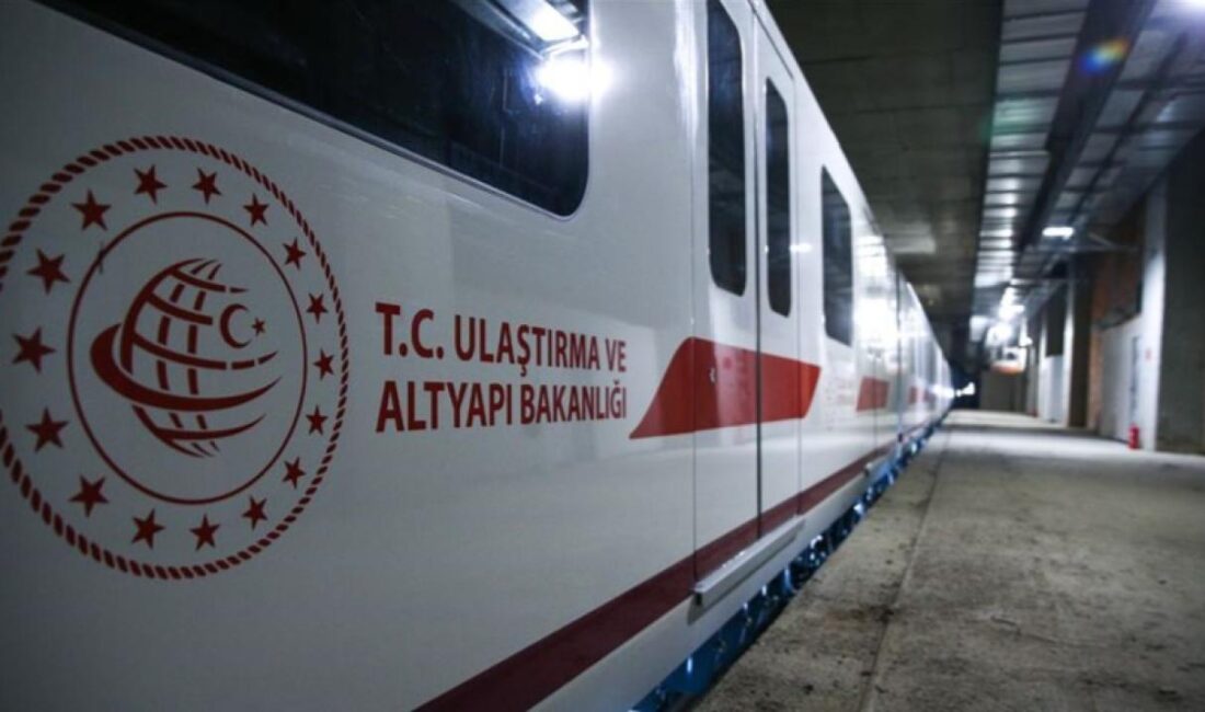 Ulaştırma ve Altyapı Bakanı Abdulkadir Uraloğlu, Gayrettepe-İstanbul Havalimanı-Halkalı Metro Hattı’nda