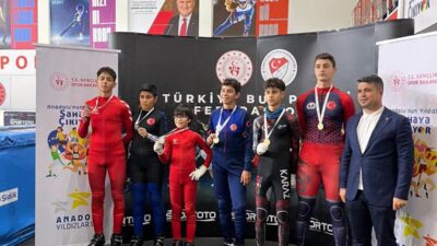 ANALİG Türkiye Birinciliği Short Track Yarışmaları’nda mücadele eden Karslı sporcular,
