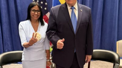 Amerika Birleşik Devletleri Başkanı Donald Trump ile Venezuela Geçici Devlet