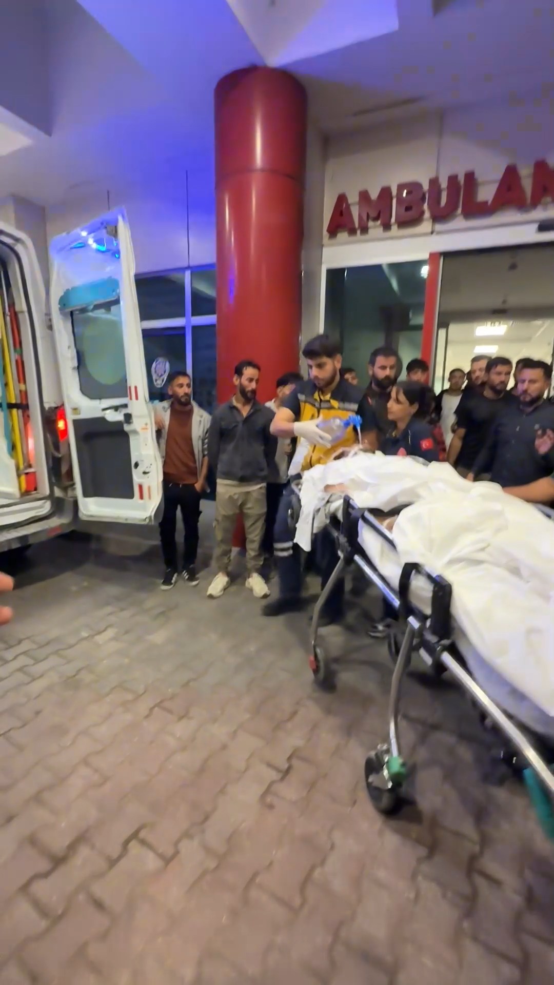 Karasu ilçesindeki Küçük Boğaz Mesire Alanı’nda dün saat 18.30 sıralarında