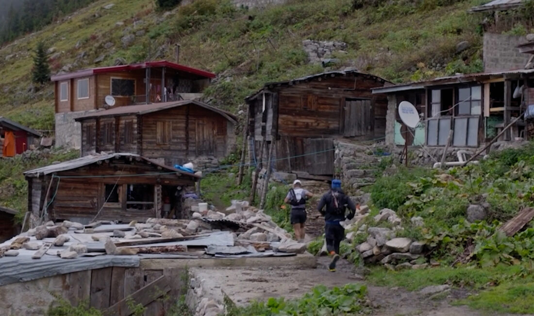 Rize’nin Çamlıhemşin ilçesinde yer alan ve deniz seviyesinden 3 bin