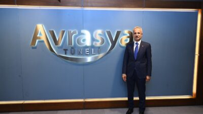 Ulaştırma ve Altyapı Bakanı Abdulkadir Uraloğlu, Avrasya Tüneli’nde günlük geçiş