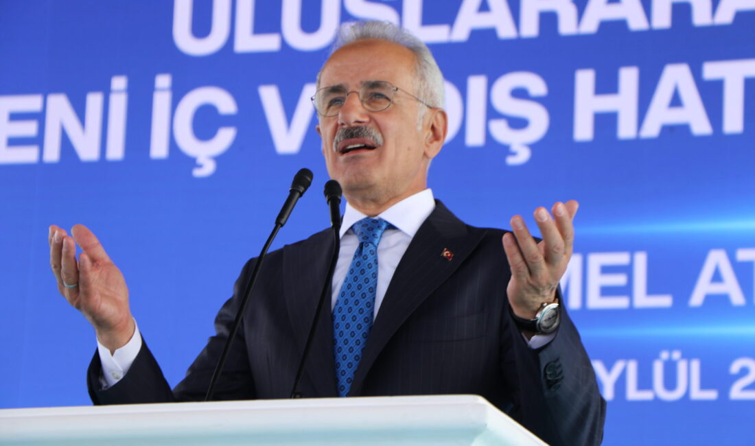 Ulaştırma ve Altyapı Bakanı Abdulkadir Uraloğlu, çeşitli temaslarda bulunmak ve