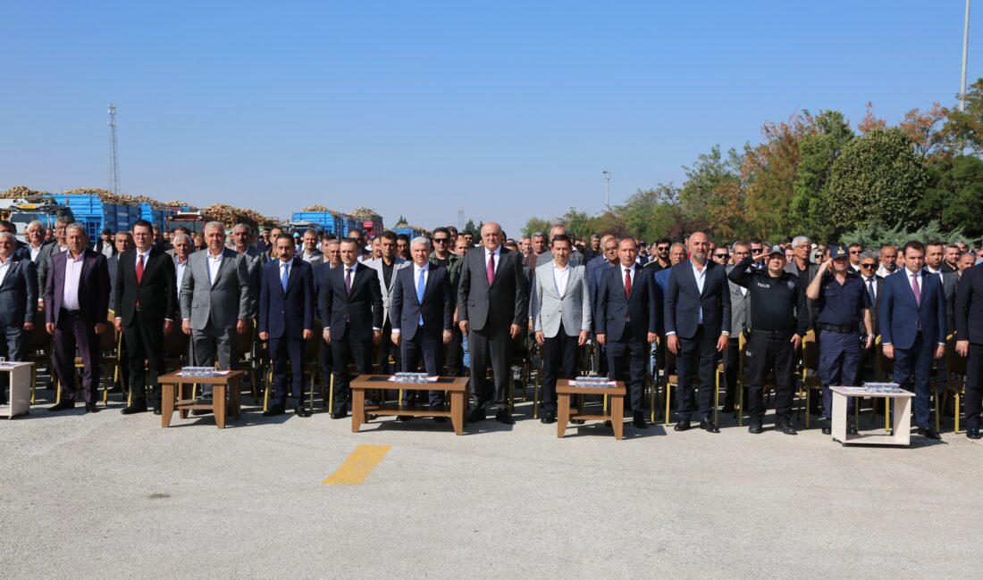 Çumra Şeker Fabrikası’nın 23’üncü kampanya açılış programı düzenlenen resmi törenle