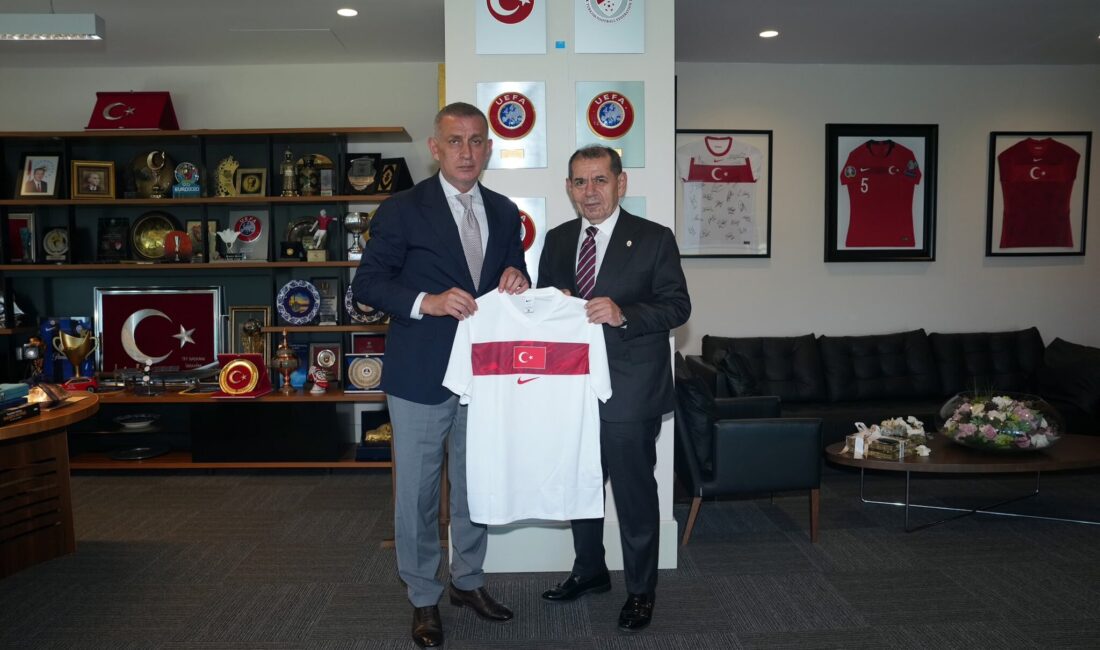 Galatasaray Spor Kulübü Başkanı Dursun Özbek, Türkiye Futbol Federasyonu (TFF)