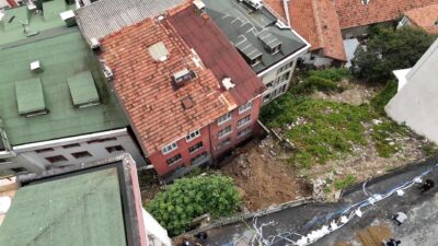 Eyüpsultan ilçesi Merkez Mahallesi Sayfiye Sokak’ta saat 01.00 sıralarında kuvvetli