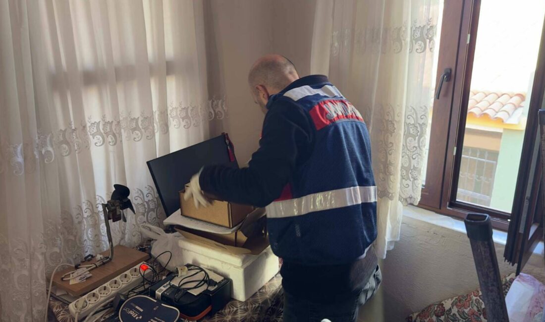 İzmir Cumhuriyet Başsavcılığı koordinesinde Milli İstihbarat Teşkilatı (MİT) Bölge Başkanlığı
