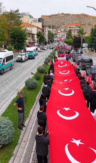 Bayburt Valisi Mustafa Eldivan ile AK Parti Bayburt Milletvekili Prof.