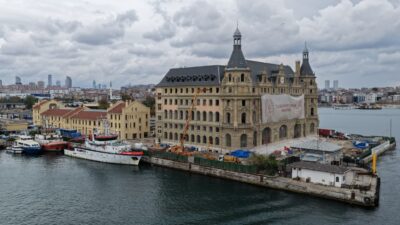 Kültür ve Turizm Bakanı Mehmet Nuri Ersoy, Haydarpaşa Gar Sahası’nda