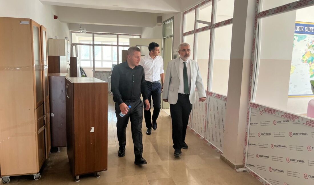 Yalova İl Millî Eğitim Müdürü Aytekin Yılmaz, kentte faaliyet gösteren