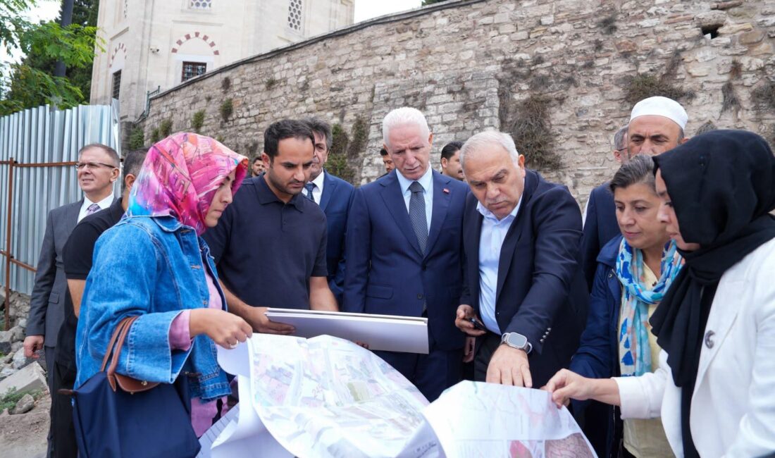 İstanbul Valisi Davut Gül, Fatih ilçesindeki temasları çerçevesinde Yavuz Sultan
