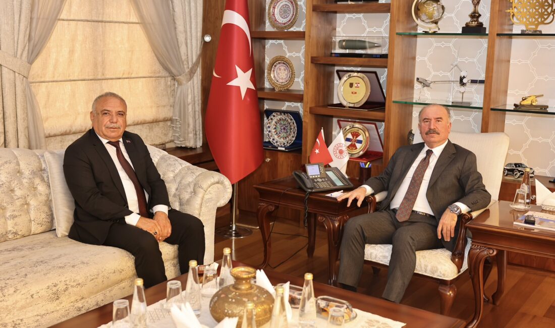 Dodurga Belediye Başkanı İsmail Çetinkaya, Çorum Valisi Ali Çalgan’a valilik