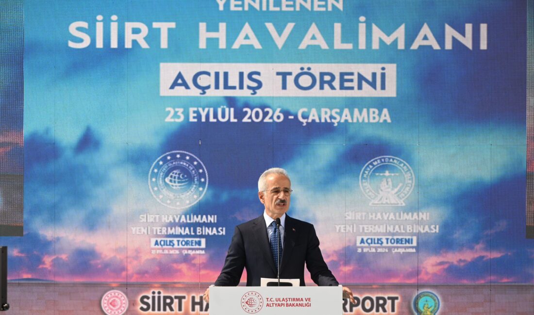 Ulaştırma ve Altyapı Bakanı Abdulkadir Uraloğlu, çeşitli temaslarda bulunmak üzere