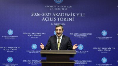 Cumhurbaşkanı Yardımcısı Cevdet Yılmaz, bir dizi temaslarda bulunmak üzere Konya’ya