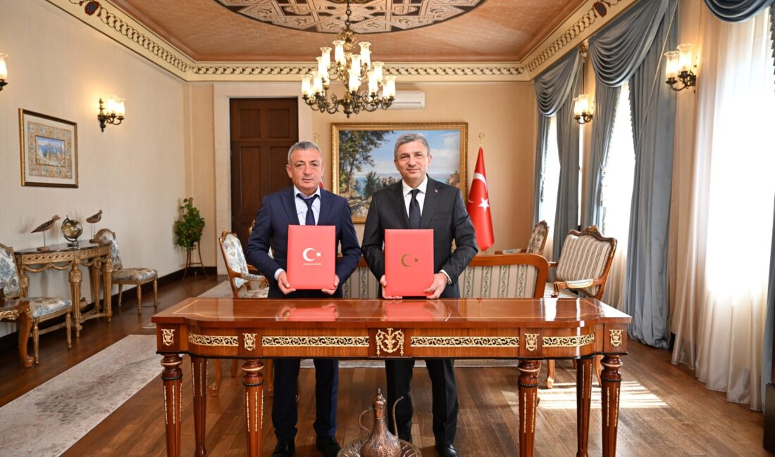 Antalya Valisi Hulusi Şahin, kentte düzenlenecek Birleşmiş Milletler İklim Değişikliği