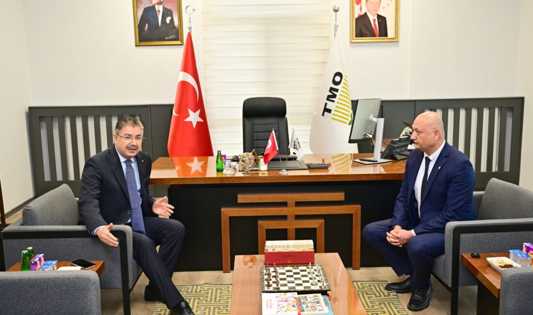 Eskişehir Valisi Dr. Erdinç Yılmaz, Toprak Mahsulleri Ofisi (TMO) Eskişehir