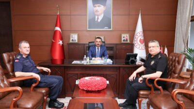 Zonguldak Valisi Osman Hacıbektaşoğlu idaresinde kent genelindeki huzur ve düzen