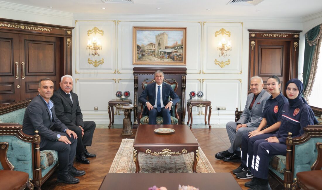 Adana Valisi Mustafa Yavuz, İtfaiye Haftası vesilesiyle Adana Büyükşehir Belediyesi