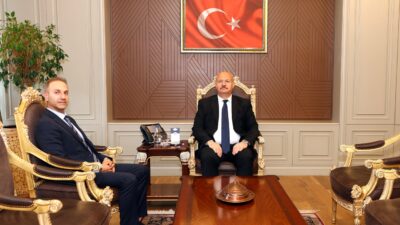 Adıyaman Valisi Abdullah Küçük, kente yeni görevlendirilen Defterdar Vekili Sinan