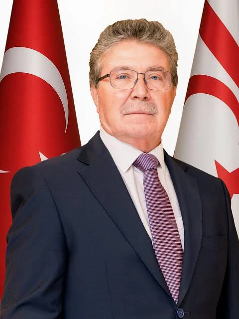   KKTC / TEKHA Kuzey Kıbrıs Türk Cumhuriyeti Başbakanı Ünal