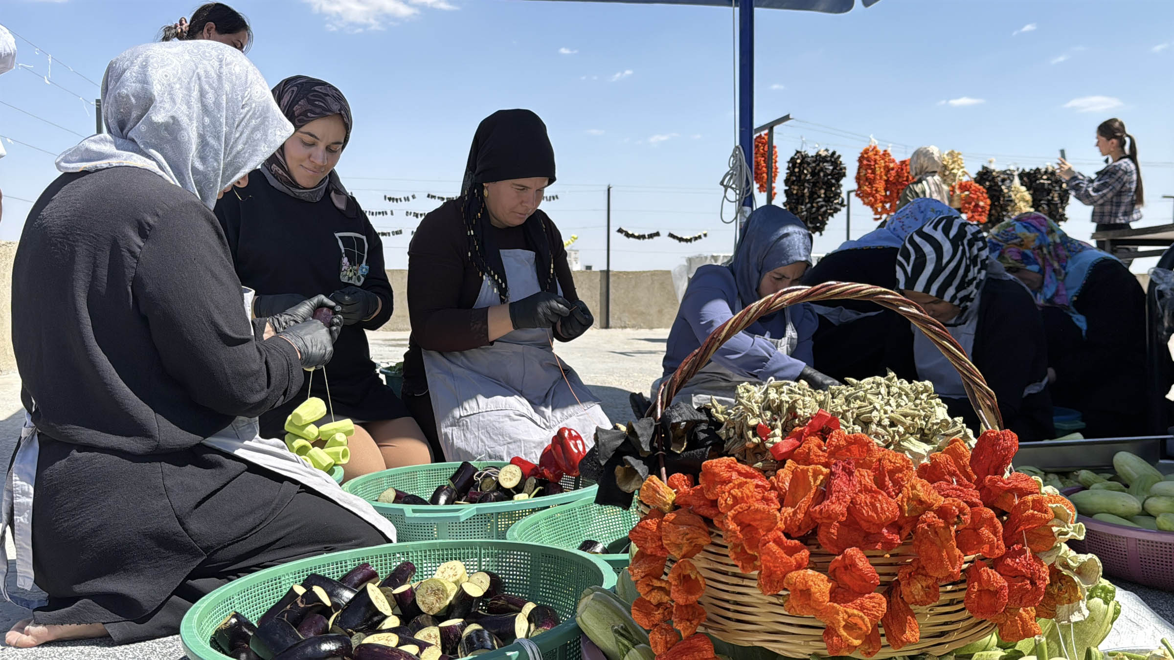 Mardin’in Midyat ilçesinde Çok Amaçlı Toplum Merkezi (ÇATOM) çatısı altında