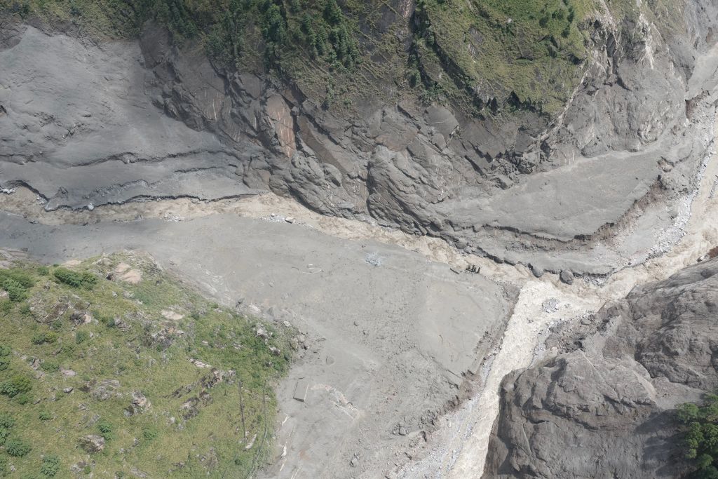 Nepal’in orta-kuzey kesimindeki 7 bin 126 metre yüksekliğe sahip Himlung