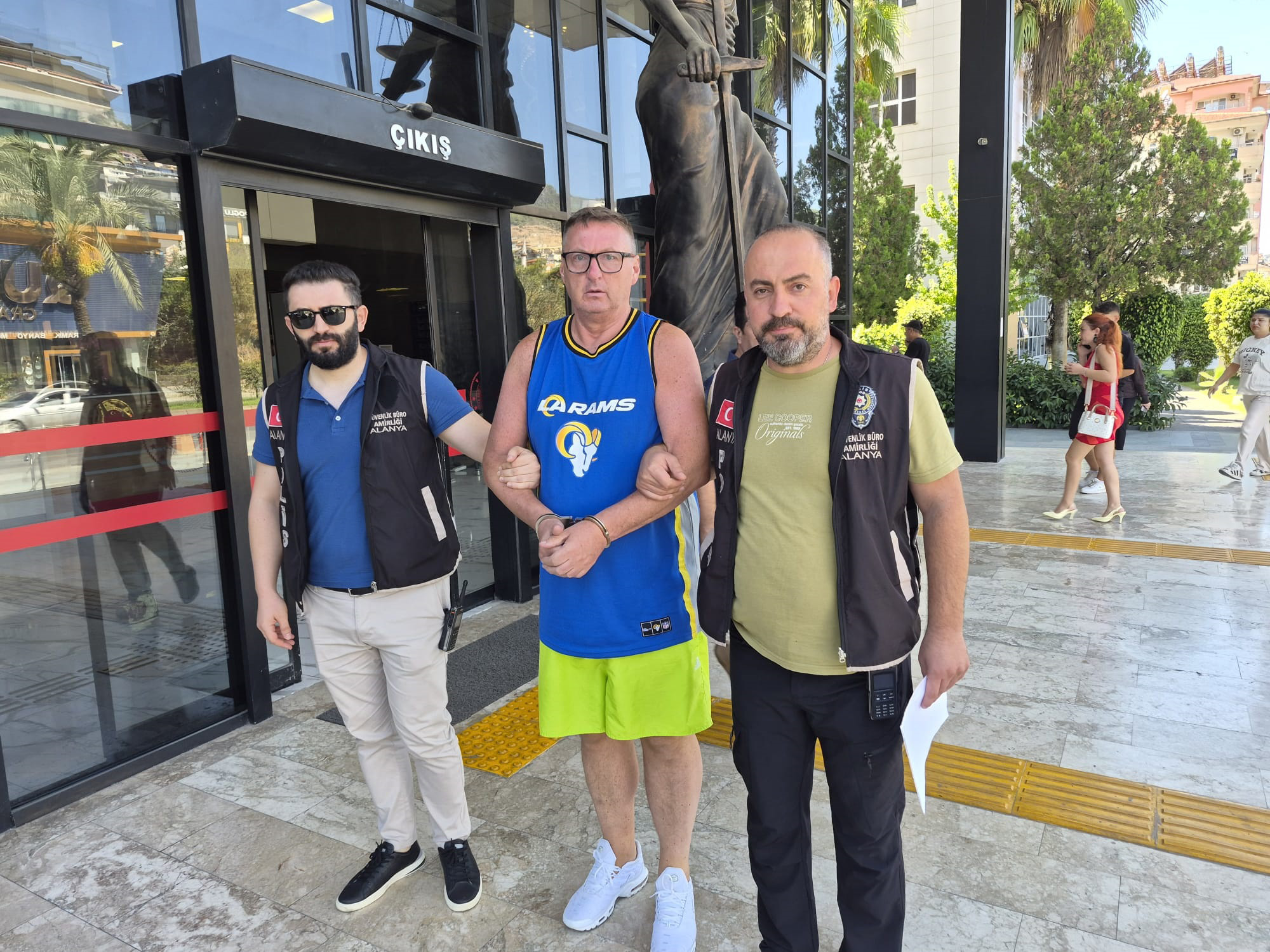 Antalya’nın Alanya ilçesinde tatilini sürdüren 58 yaşındaki İngiltere vatandaşı Stephen