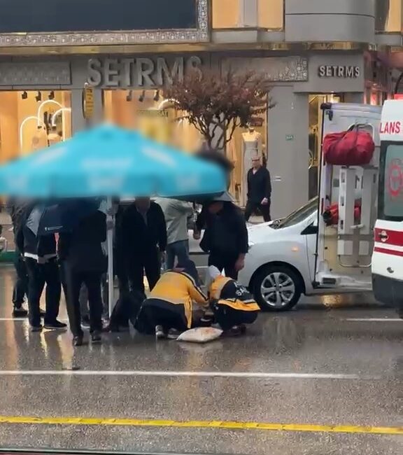 Osmangazi ilçesi Atatürk Caddesi üzerinde saat 11.00 sıralarında meydana gelen