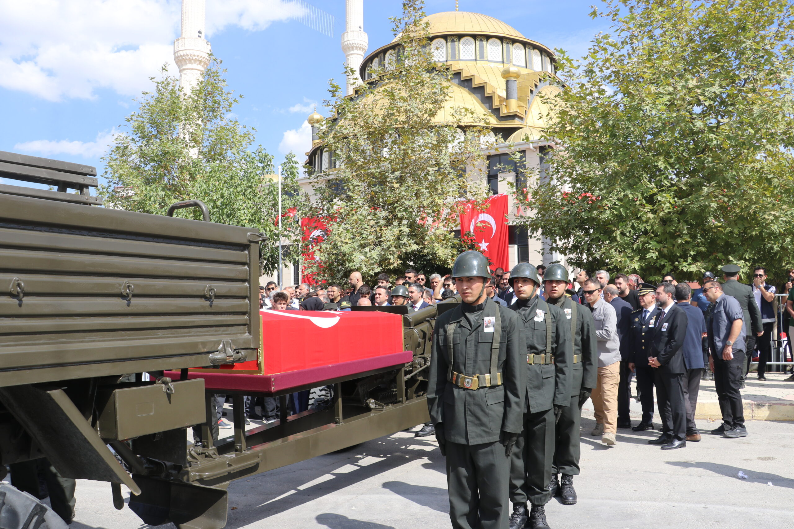 Zeytin Dalı Harekat Bölgesi’nde görev yaptığı sırada rahatsızlanarak hastaneye kaldırılan