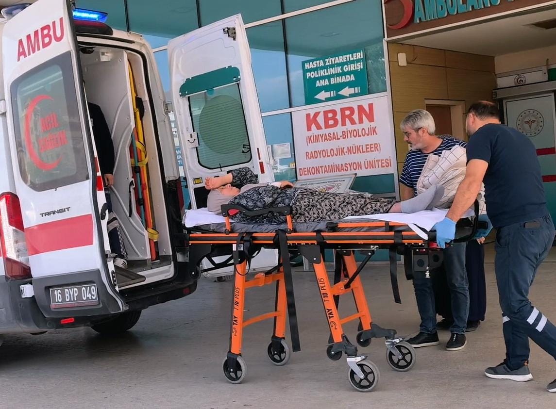 Bursa’nın İnegöl ilçesinde, sobadan sızan karbonmonoksit gazından zehirlenen 63 yaşındaki