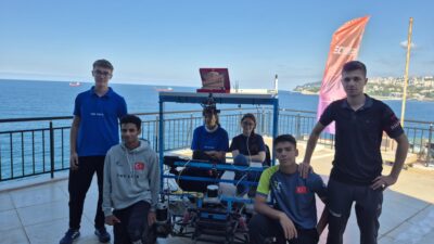 TEKNOFEST Robotaksi-Binek Otonom Araç Yarışması’na Zonguldak’tan katılan lise öğrencilerinden oluşan