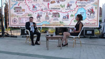 Uluslararası Eskişehir Porsuk Festivali kapsamında düzenlenen “Nehir Sohbetleri” programına konuk