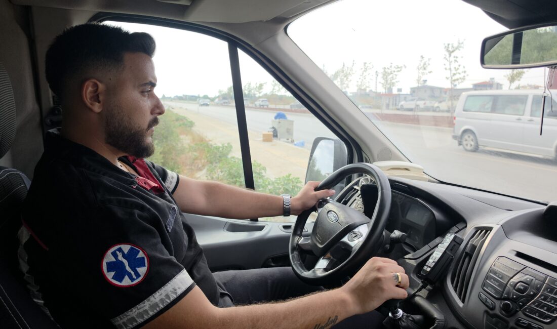 Hatay’da görev yapan 28 yaşındaki paramedik Mehmet Ali Aladağ, kendi