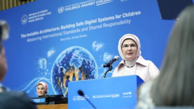 Cumhurbaşkanı Recep Tayyip Erdoğan’ın eşi ve Birleşmiş Milletler (BM) Sıfır