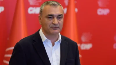 Adalar Belediyesi Meclisi’nde gerçekleştirilmesi planlanan başkan vekilliği oylamasında dikkat çeken