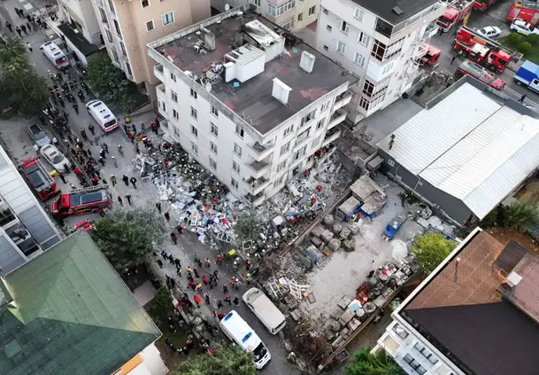 İSTANBUL / TEKHA İstanbul Maltepe’de 7 katlı yapının altındaki 3
