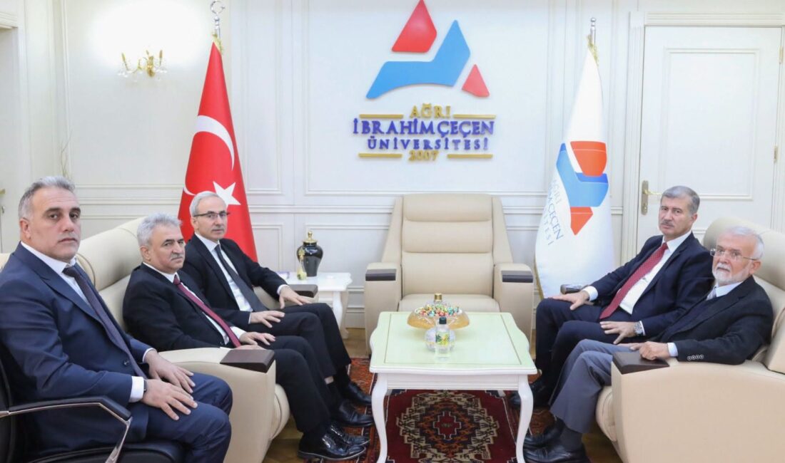 Ağrı İbrahim Çeçen Üniversitesi (AİÇÜ) Rektörü Prof. Dr. İlhami Gülçin;