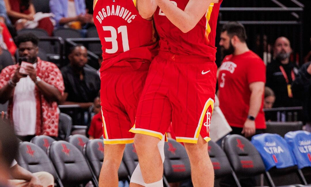 Milli basketbolcu Alperen Şengün’ün formasını terlettiği Houston Rockets, NBA’de yeni