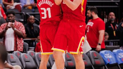 Milli basketbolcu Alperen Şengün’ün formasını terlettiği Houston Rockets, NBA’de yeni