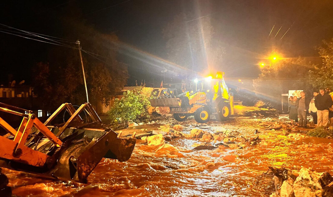 ANTALYA / TEKHA Antalya’nın Demre ilçesinde etkili olan kuvvetli sağanak,