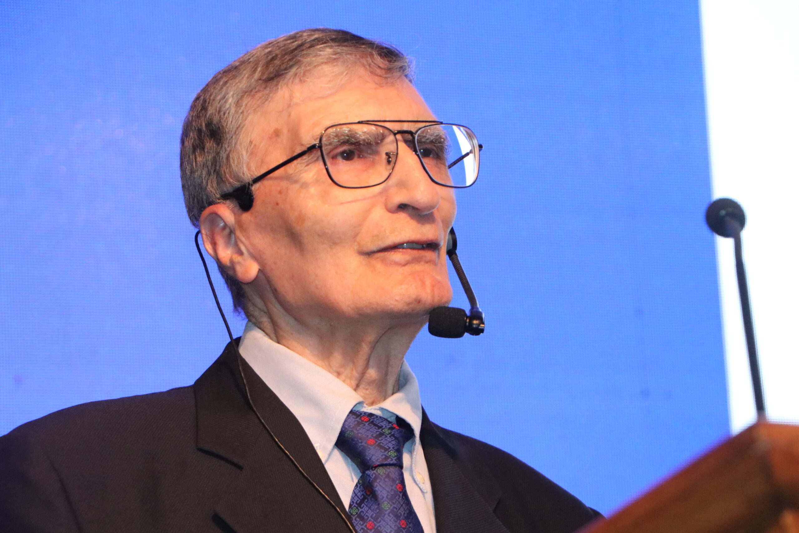 NOBEL ödüllü bilim insanı Prof. Dr. Aziz Sancar, Türk devletlerinin