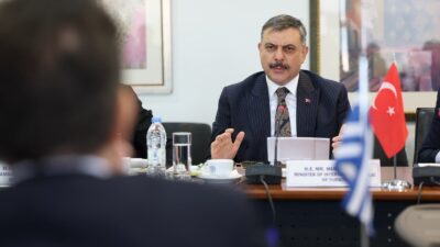 İçişleri Bakanı Mustafa Çiftçi, resmi temaslarda bulunmak üzere gittiği Atina’da