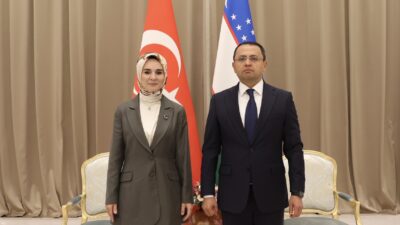 Aile ve Sosyal Hizmetler Bakanı Mahinur Özdemir Göktaş, Semerkant’ta düzenlenen