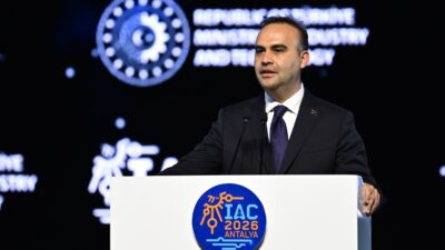 Sanayi ve Teknoloji Bakanı Mehmet Fatih Kacır, 77’nci Uluslararası Uzay