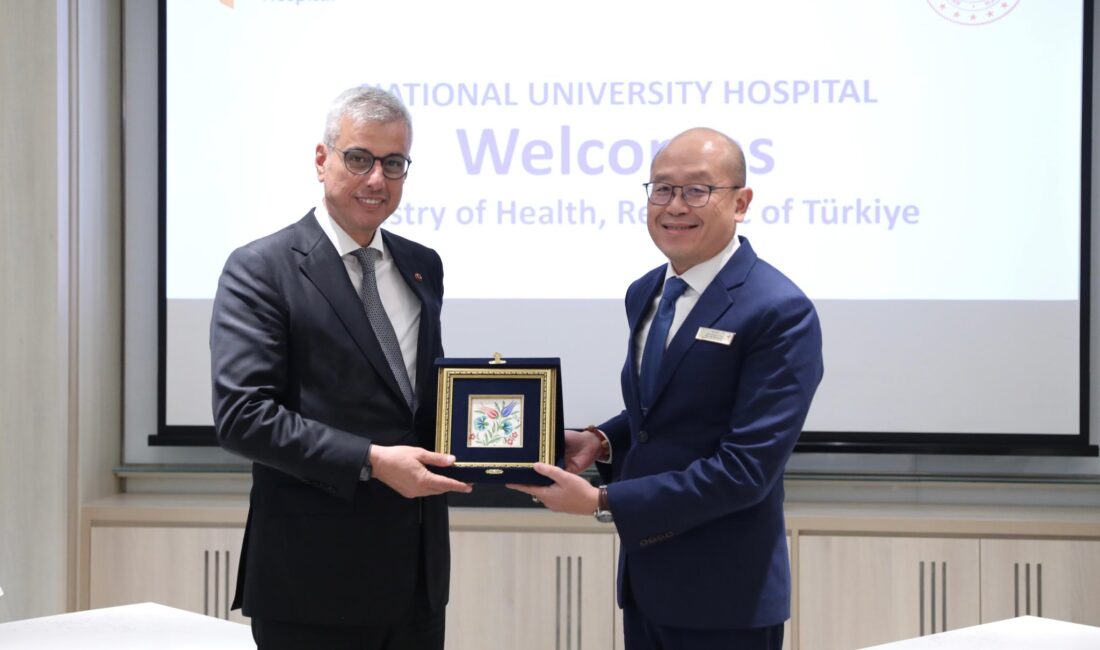 Sağlık Bakanı Kemal Memişoğlu, Singapur programı dahilinde Singapur Ulusal Üniversite